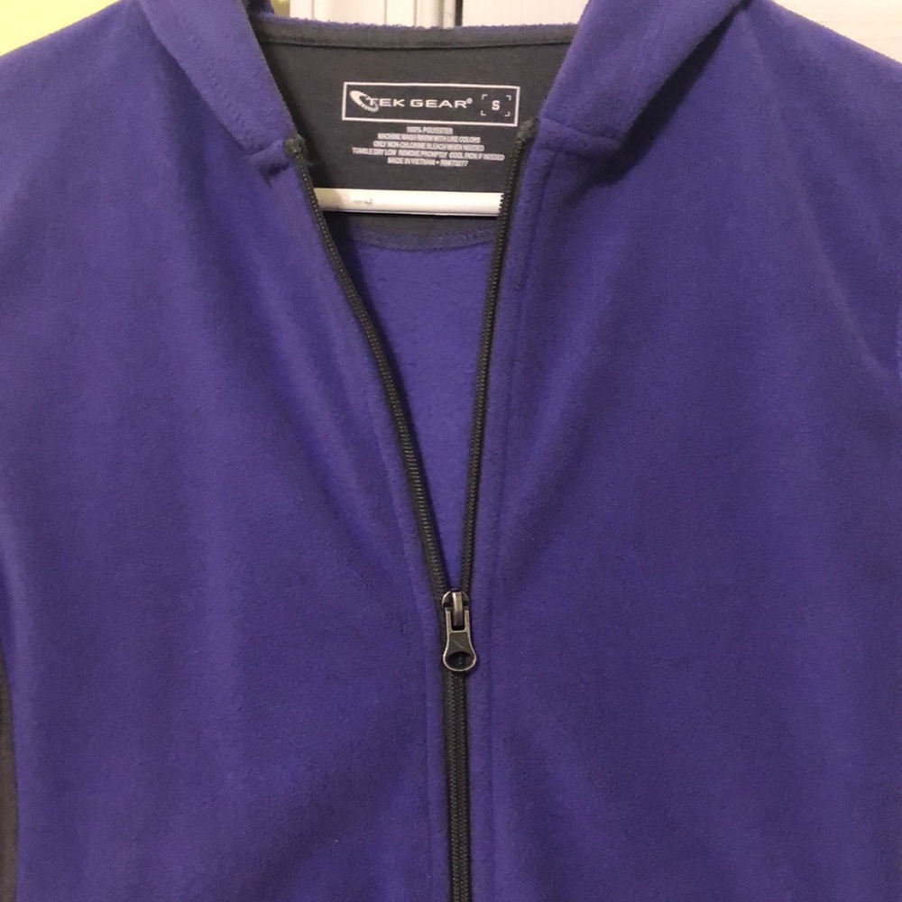 Tek Gear hooded jacket